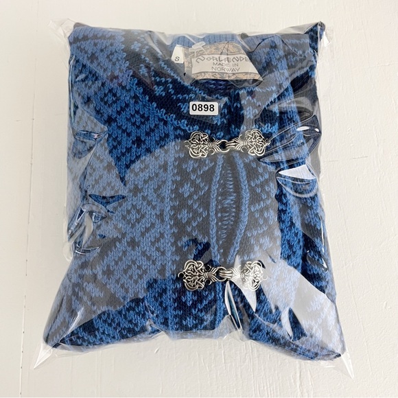 Norlender Classic Wool Blend Chunky Knit Cardigan Sweater Size Small Blue - Picture 6 of 6